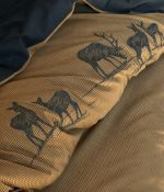 Embroidered duvet cover Highlands