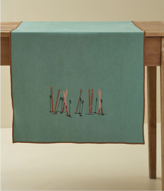 Table runner Passe-montagne green